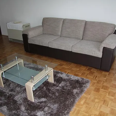 Arena Center Apartment *