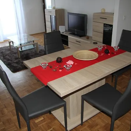 Apartment Arena Center Pula